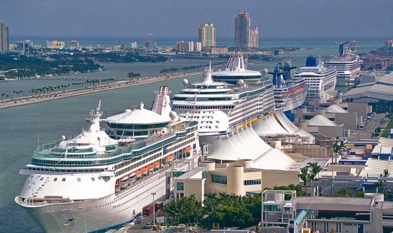 Puerto de Miami reabre tras accidente marítimo