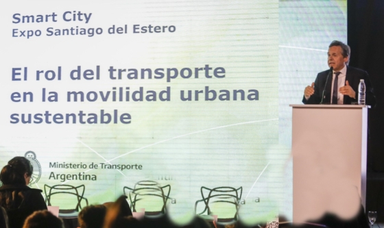 En su visita a Santiago del Estero, el Ministro Giuliano expuso sobre el rol del Transporte en la movilidad sostenible