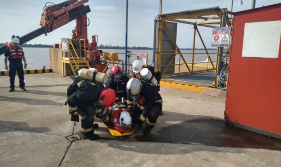 Prefectura participó de un simulacro de incendio en Santa Fe