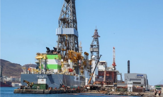 El buque perforador que llegaría al Mar Argentino