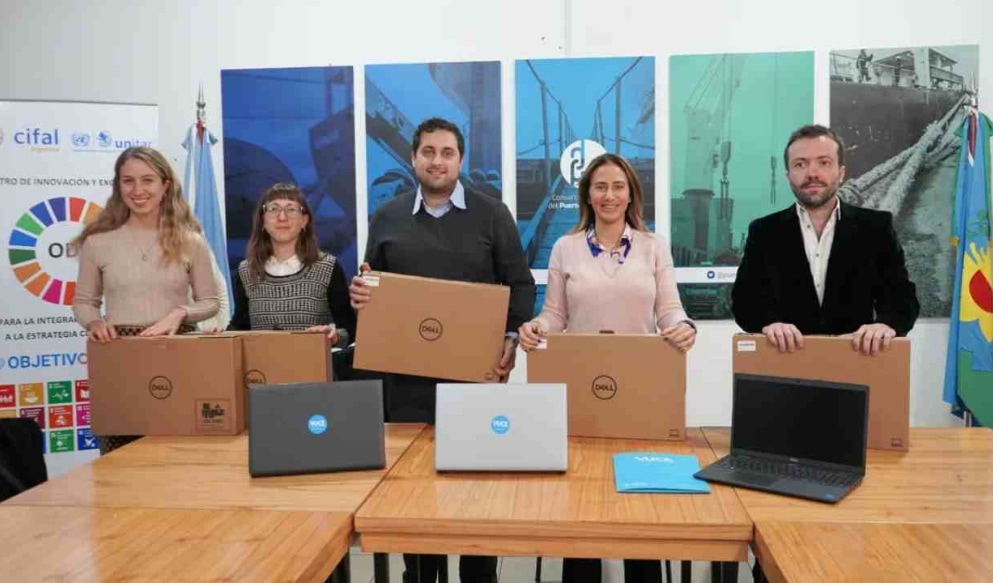 Puerto Dock Sud: Anuncian un nuevo sistema informático para mejorar la operatoria