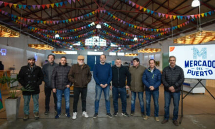 Comienza a funcionar el Mercado del Puerto de Bahía Blanca e inauguran el Faro Pampa Azul