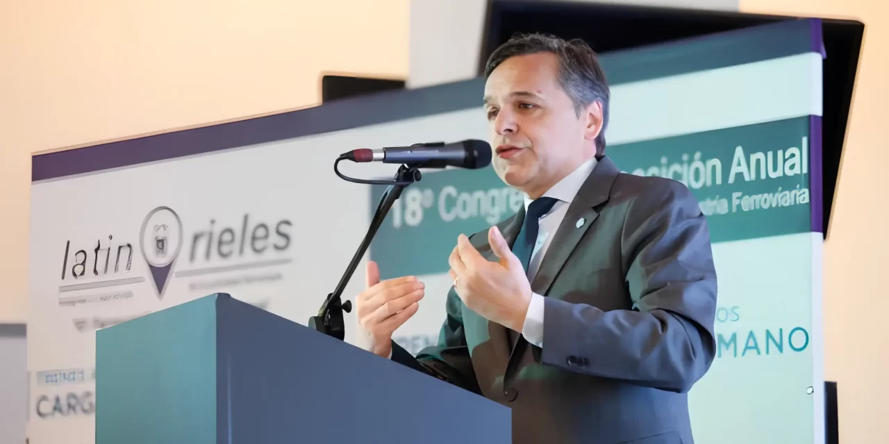 Giuliano encabezó la apertura del Congreso Latinrieles 2023: «El tren devuelve capacidad económica y desarrollo a las y los argentinos»