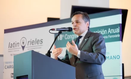 Giuliano encabezó la apertura del Congreso Latinrieles 2023: «El tren devuelve capacidad económica y desarrollo a las y los argentinos»