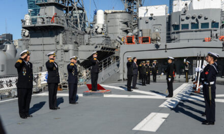 Buques de la Marina de Autodefensa del Japón se despidieron del puerto de Buenos Aires