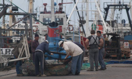 Acuerdo histórico entre la flota pesquera y el SOMU