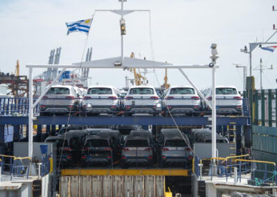 Puerto de Montevideo moviliza 6.485 vehículos en tres días