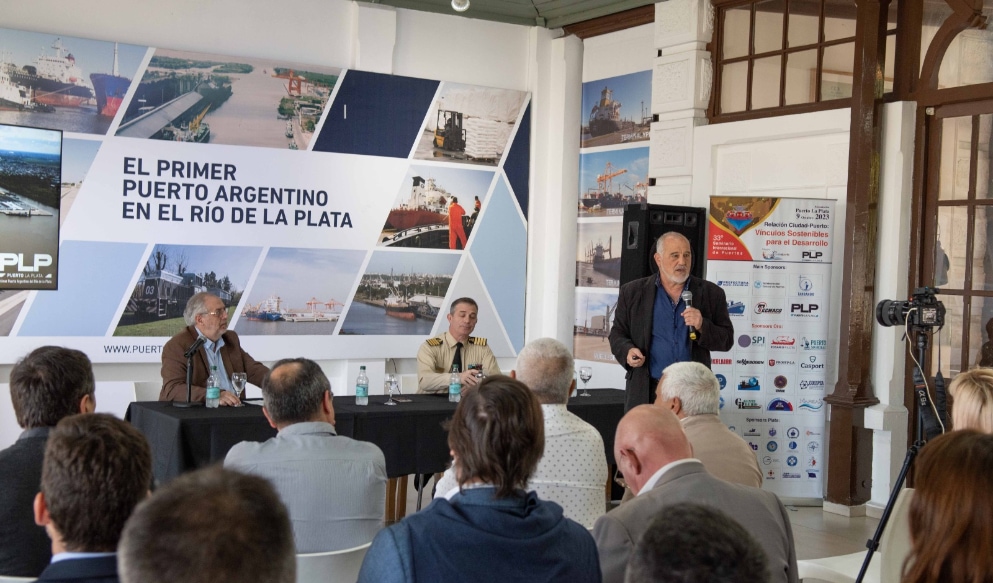 «Relación Ciudad-Puerto: Tejiendo Vínculos Sostenibles para el Desarrollo»