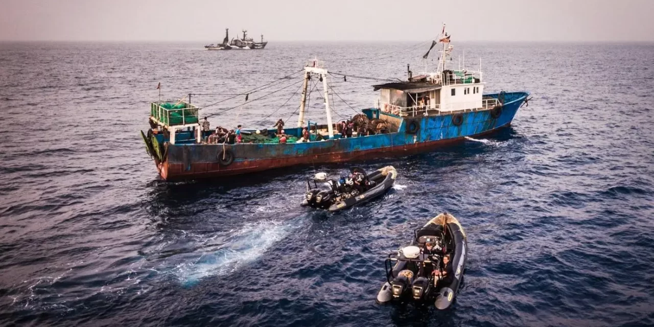 Desde Uruguay, China niega acusaciones de pesca ilegal en el Atlántico Sur