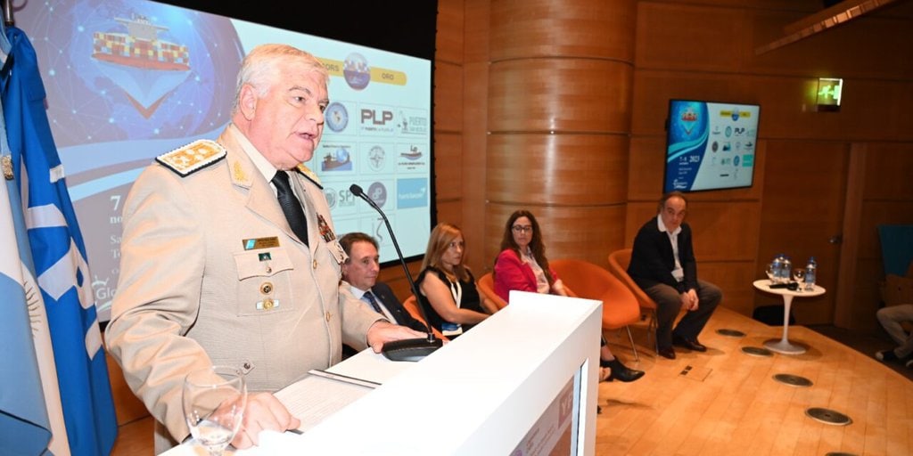 Prefectura presente en el cierre del 33° Seminario Internacional de Puertos