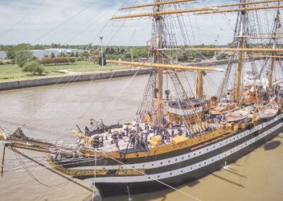 Avanza el mantenimiento del Buque Escuela “Américo Vespucio” en el Astillero Río Santiago