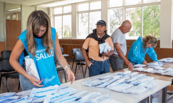 Puerto San Nicolás: 250 Anteojos recetados rntregados en el Puerto durante la visita del tren sanitario»