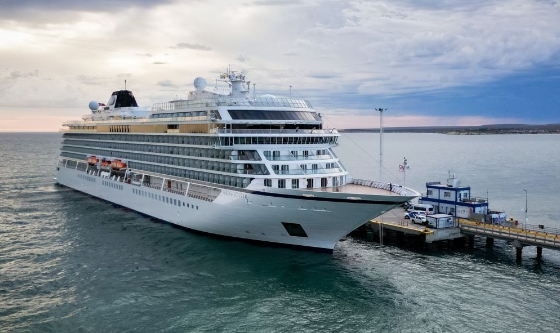 Llegada del Viking Jupiter a Puerto Madryn