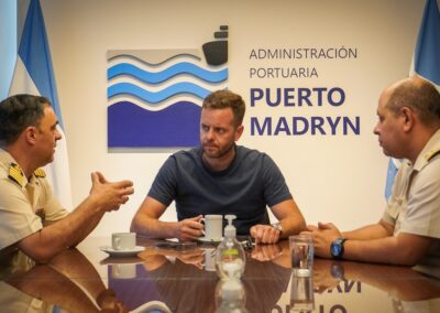 Chubut: La provincia avanza gestiones para desguace de buques varados en Puerto Madryn