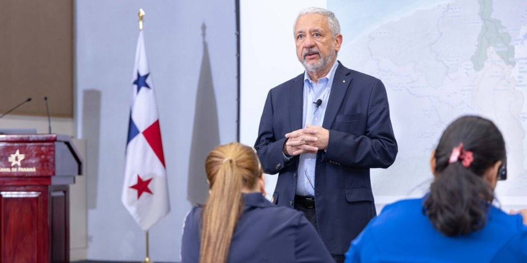 Administrador del Canal de Panamá reitera prioridades estratégicas y propuesta para ampliación de embalses»