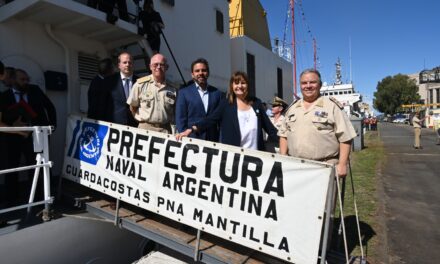 El guardacostas GC-24 Mantilla de la PNA emprendió una nueva campaña para custodiar la Zona Económica Exclusiva