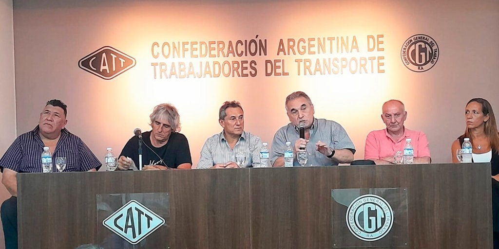 Trabajadores del transporte ratifican su rechazo al DNU y proyecto de Ley Ómnibus: Convocan al Paro General del 24 de enero