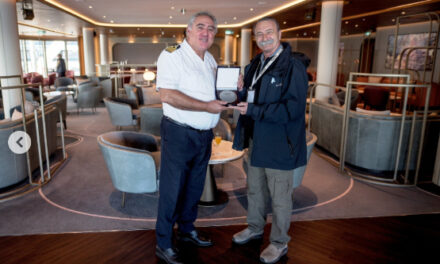 El Puerto de Ushuaia da la bienvenida al Silver Nova en su primer visita 