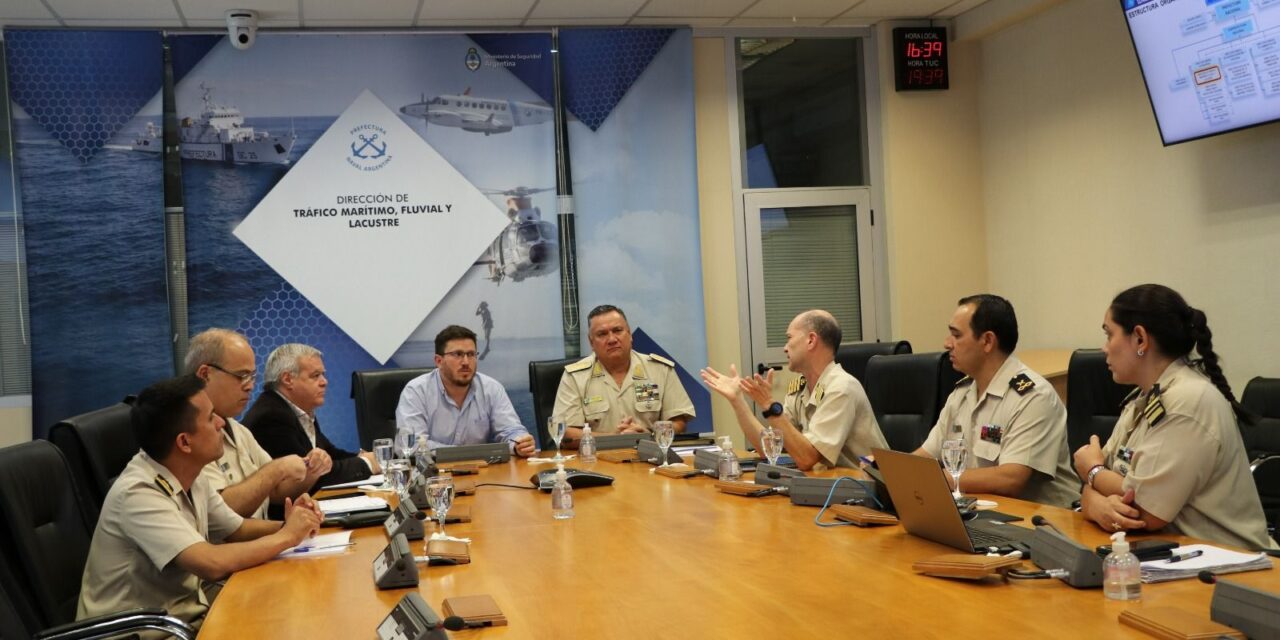 Autoridades del Ministerio de Seguridad visitan la Prefectura