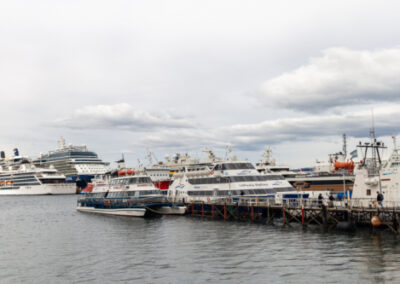 Ushuaia: Puerta de entrada a la Antártida y centro neurálgico del turismo polar