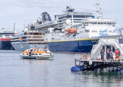 El puerto de Ushuaia celebra el cierre de una temporada de cruceros récord
