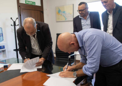 Puerto La Plata firmó el contrato de dragado para el canal de acceso