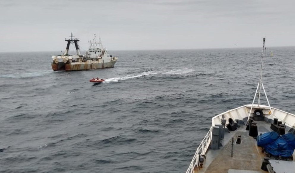 La Prefectura monitorea el ingreso controlado de más de 250 buques chinos que buscan refugiarse