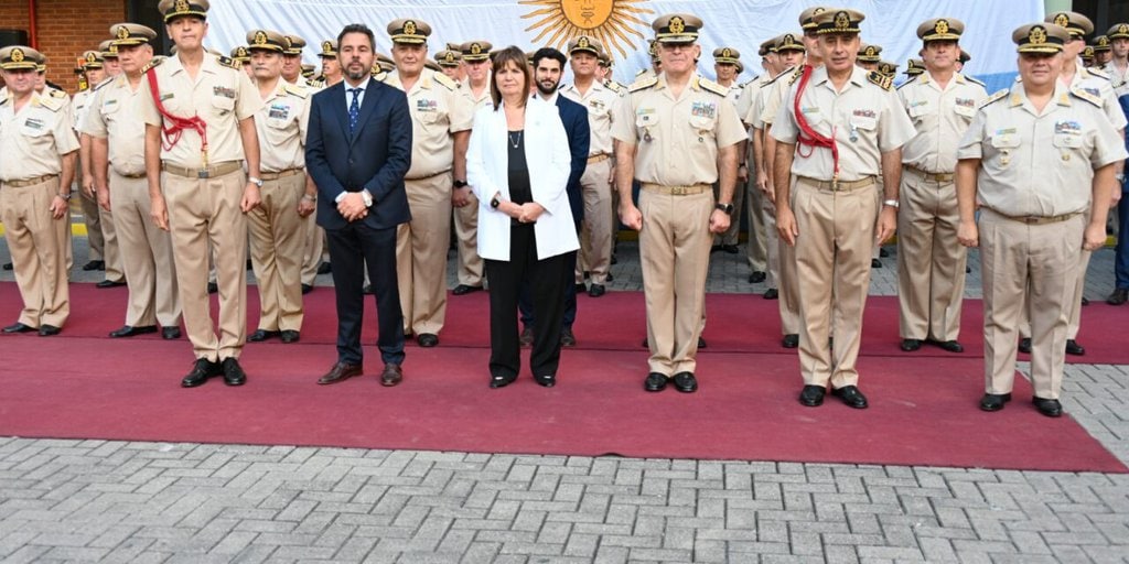 Ascensos y reconocimientos en la Prefectura Naval Argentina