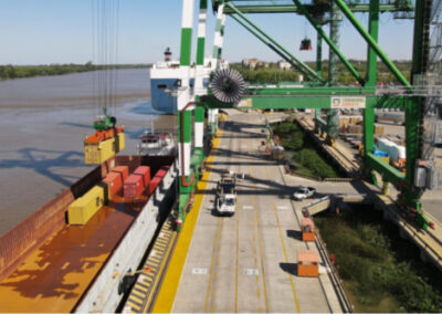 Se consolida la conexión de cargas entre el puerto de Posadas y el mundo a través de Terminal Zárate