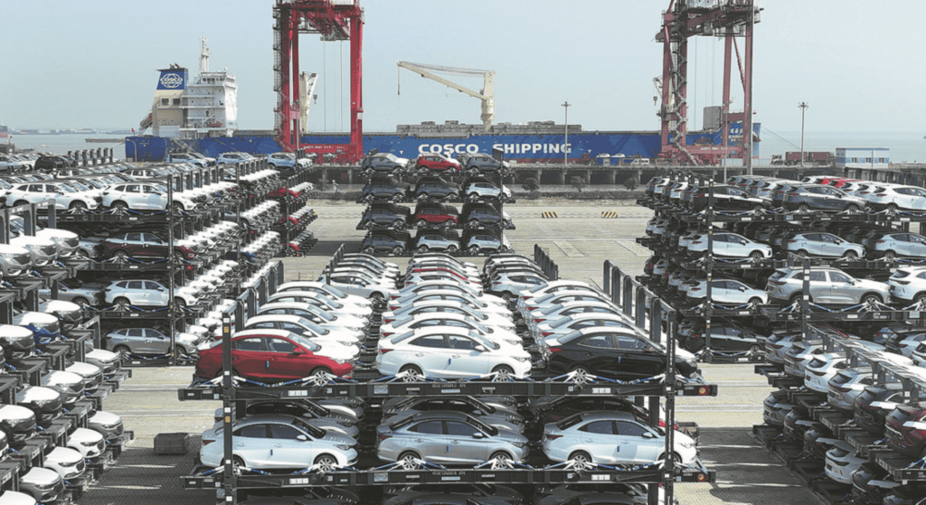 Congestión en puertos europeos por acumulación de vehículos eléctricos chinos