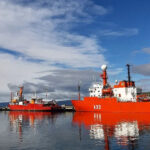 Buques antárticos de Brasil hacen escala en el puerto de Ushuaia 