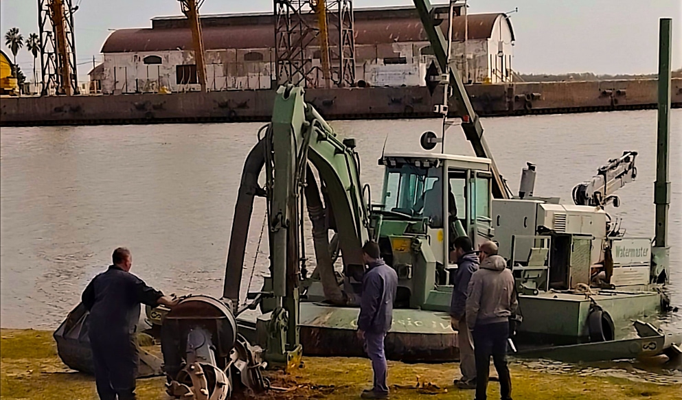 Inicio de históricos trabajos de dragado en Puerto San Pedro