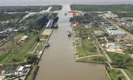 TecPlata y Puerto La Plata firman convenio para el dragado del canal de acceso