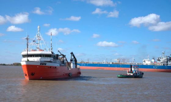 El  “Canadian Spirit” zarpó de Tandanor tras finalizar reparaciones.