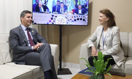 Argentina y Paraguay destacan la relevancia de la Hidrovía