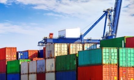 ¿Qué impacto tiene la apertura comercial en las importaciones?