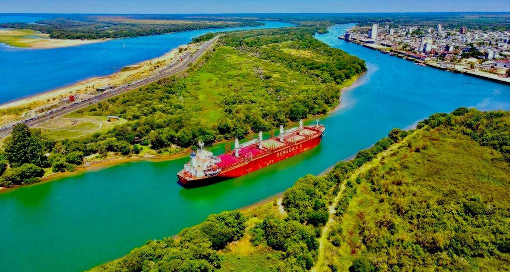 Llega un nuevo buque y continúan las exportaciones desde el puerto de Concepción del Uruguay