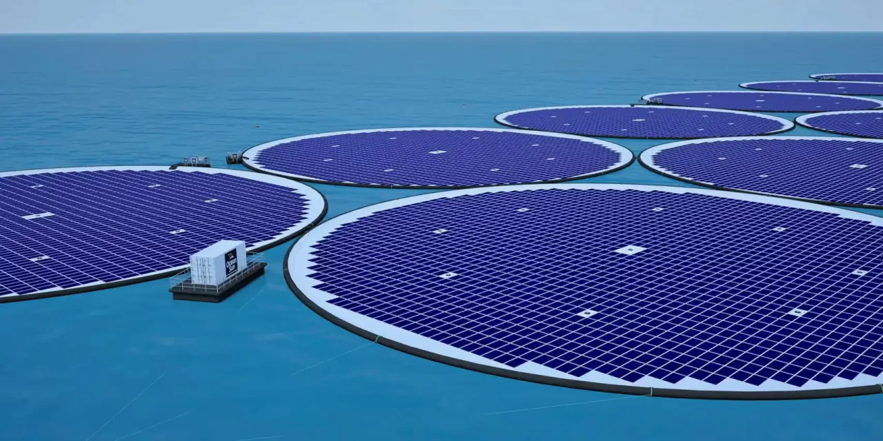 El auge de los parques solares flotantes: ¿Un avance energético a costa de los océanos?