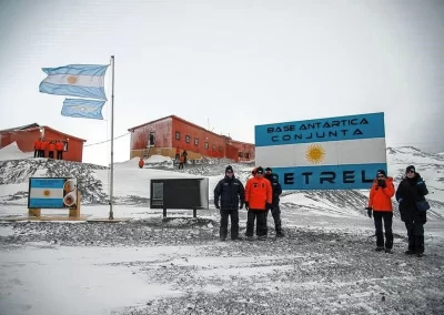 Argentina avanza en la Antártida: finalizó el montaje del segundo módulo de la nueva Base Petrel