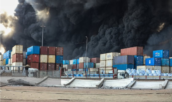 Explosión en el puerto de Bandar Abbas: un golpe logístico y económico para Irán y el comercio regional