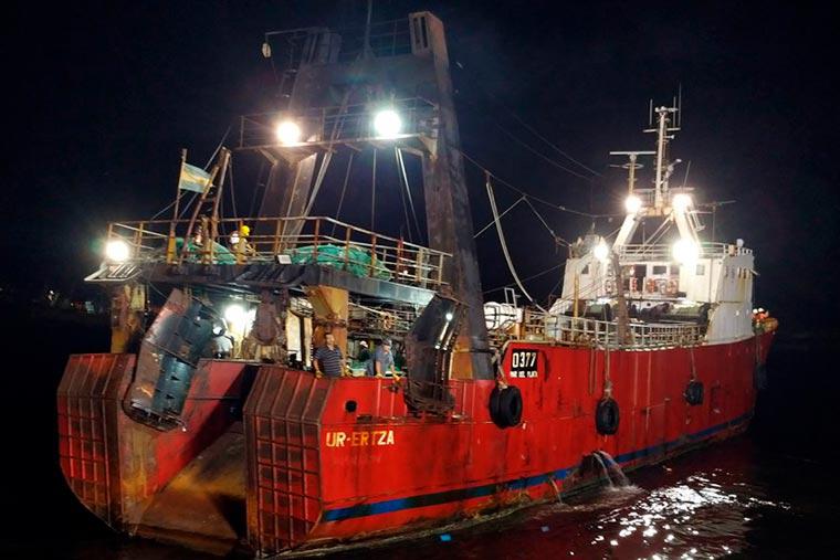 Crisis en la flota pesquera: Pulti reclama medidas urgentes