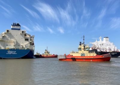 Empresas energéticas de EE.UU. piden exención a exigencia de Trump sobre buques nacionales para exportar GNL