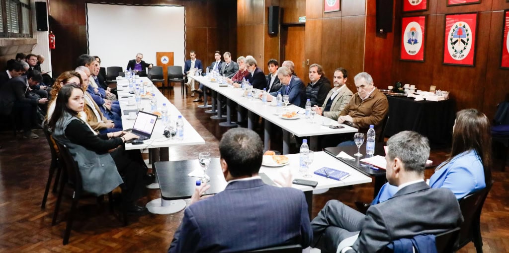 La ANPyN creó una Mesa de Diálogo Interdisciplinaria para el desarrollo de la Vía Navegable Troncal