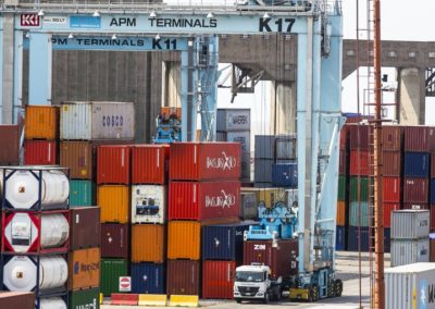 Terminal 4 reabre: alivio operativo y señales de alerta en la logística portuaria