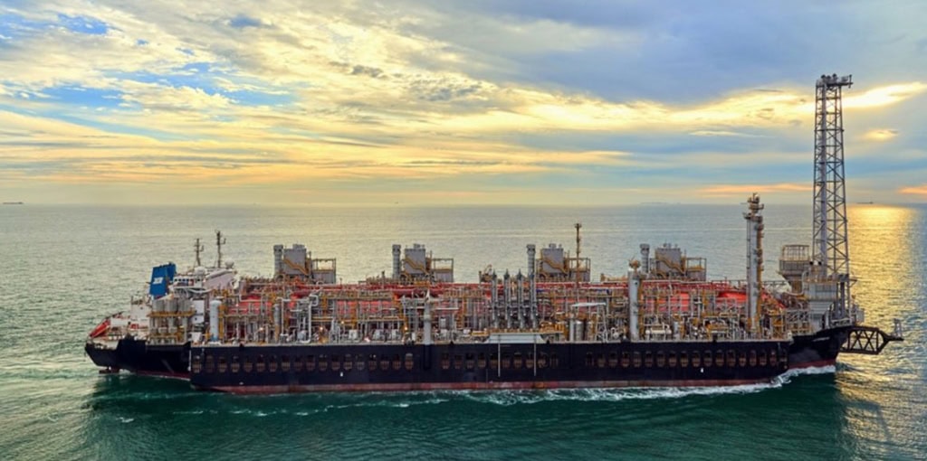Argentina acelera su camino al GNL: confirman la llegada del segundo buque flotante para exportar gas de Vaca Muerta