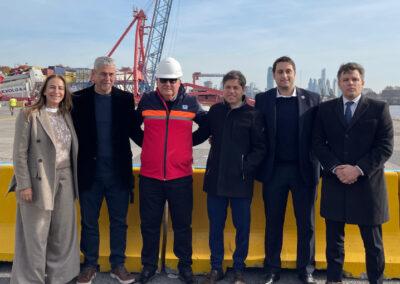Dock Sud abre una nueva era: comenzó la ampliación de su muelle con una inversión récord