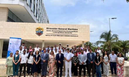 Rousseaux aportó su experiencia en el Taller Internacional sobre descarbonización marítima en Colombia