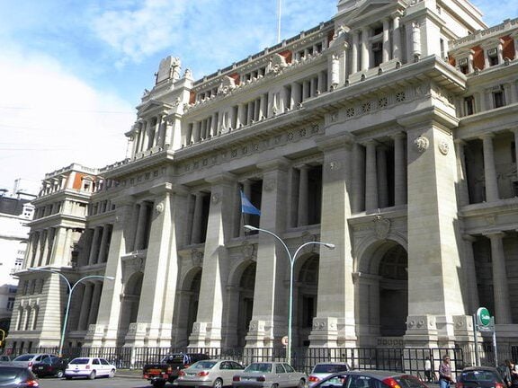 La Justicia del Trabajo acumuló causas contra el DNU 340/2025 y ratificó la medida cautelar