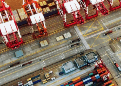 Subastan más de 20 semirremolques y repuestos clave para el sector portuario y logístico