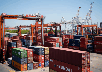Paro en la Terminal 4 detiene operaciones de importación y exportación en el Puerto de Buenos Aires
